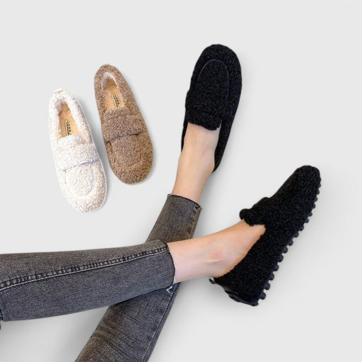 Solene Zapatillas Cálidas con Diseño Elegante